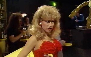 【SNL考古】Saturday.Night.Live.S17E04 Christian Slater, Bonnie Raitt