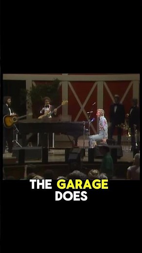 Marty Robbins’ Heartfelt Piano Love Songs