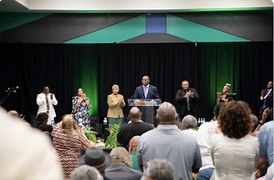 The Tulsa Mayor’s Planned ‘Reparations’ to Black Wall Street Massacre Survivors is Insulting - The Root