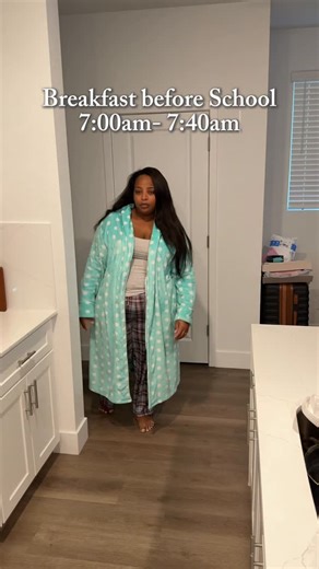 Danielle Breyon | 👑 on Instagram: "A month of loveee and being unapologetically Black.. my 2 favorite thingsss 🥰✊🏾🖤 . . . . . #sahm #relatable #vlog #valentinesday #blackhistorymonth"
