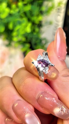 Purple Engagement Rings: The New Standard for Proposals
