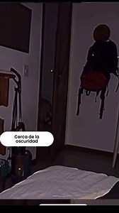 #Sabías que los íncubos (del latín Incubus, in, ‘sobre’ y cubare, ‘yacer’, ‘acostarse’) son demonios en la creencia y mitología popular europea de la Edad Media, que se supone que se posan encima de la víctima durmiente, para tener relaciones sexuales con quien duerme, de acuerdo con una amplia cantidad de tradiciones mitológicas y legendarias. Su contraparte femenina se llaman súcubos. #CercadelaOscuridad #ParalosDemoniosdetuMente #Terror #Podcast #PermanenciasVoluntarias | Cerca de la Oscurida