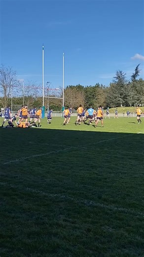 vidéo du match rcbb senior vs cop pont du casse très grosse démonstration des cassipontins qui gagne 51 a 5 victoire référence malheureusement nos joueurs du rcbb on lâcher très vite je suis triste pour Noé et les garçons m est quel plaisir d avoir vu noa carioli et Hugo tolot se régaler comme ça très gros derby quant même belle ambiance #cop #pontducasse #rcbb #derby #pourtoi bravo a pont du casse 😉