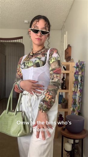 Hop in we going to the binsss 🤪 #fyp #thrifting #bins #fashiontiktok