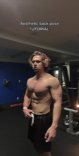 Mastering Aesthetic Back Poses: Step-by-Step Tutorial