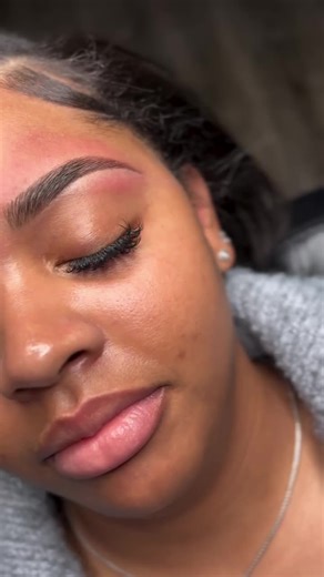 Expert Brow Threading Services in Cleveland