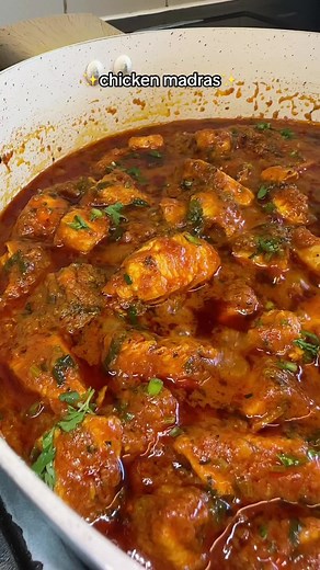 Delicious Chicken Madras Curry Recipe