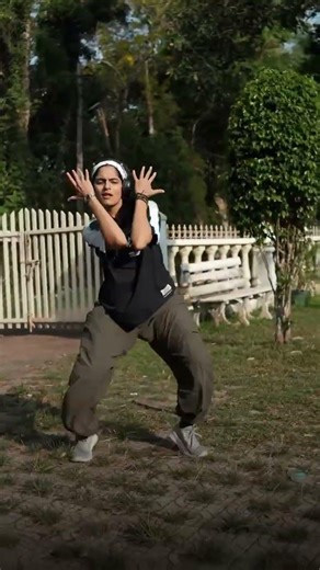 “Dropping my Macarena hook step from Moonwalk 🔥