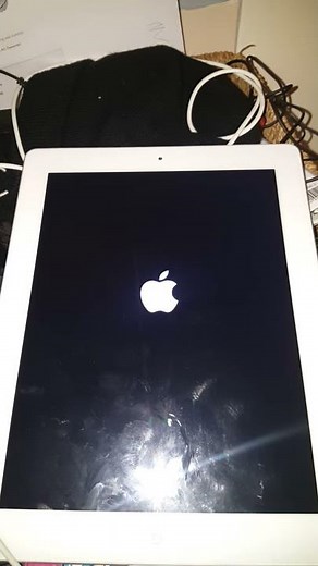 iPad 2 stuck in bootloop HELP!
