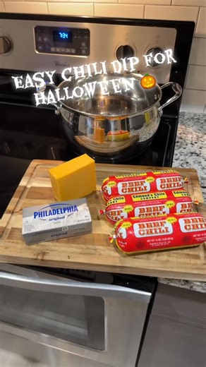 🎃 Make the best chili dip with Edmond’s Chile Co! 🎃 (Makes about 10 cups) Add 1 cup of water per roll. Mix in 8oz cream cheese, 5 cups of sharp cheddar cheese. Optionally serve with chips, extra cheese, beans and salsa! 👻 🎃 #chiliseason #stlouis #chili #tamales #tamales #smallbusiness | Edmonds Chile Co.