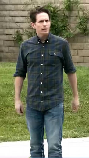 Always Sunny in Philadelphia Podcast with Kaitlin Olson, Rob McElhenney, and more