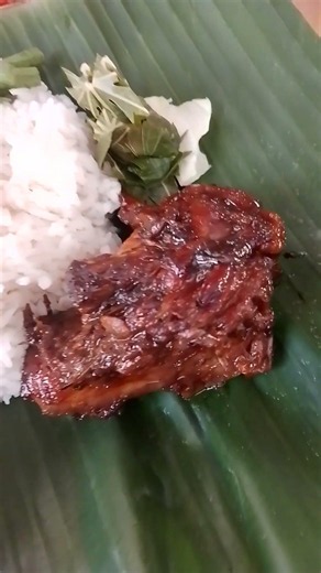 NASI SAMBAL CUMI + AYAM BAKAR....