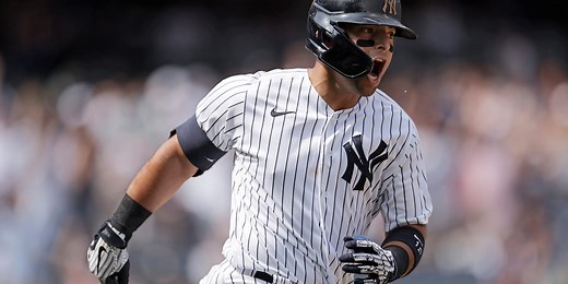 Yanks make it 5 in a row with comeback win