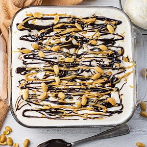 Peanut Buster Parfait Cake