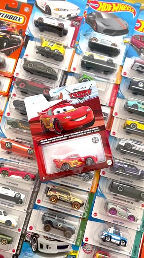 Hot Wheels Lightning McQueen Collection