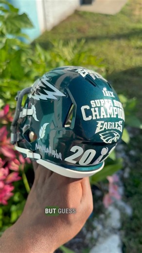 Created a custom Eagles mini football helmet celebrating their 2025 championship, featuring special glow-in-the-dark and 3M reflective details with a distinctive black gradient face mask. Tag a Eagles fan that would love one of these 🦅 #PhiladelphiaEagles #CustomHelmet #EaglesNation | JSB The Creator