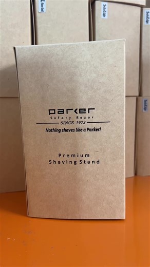 Parker Adjustable Shaving brush and razor stand. www.SafetyRazors.com.au . #safetyrazors #safetyrazor #bestbrands #tiktokfollow #womenssafetyrazor #aussiethings #mensrazor #zerowasteliving #shaving #soloedge #aussiesales @parkersafetyrazor