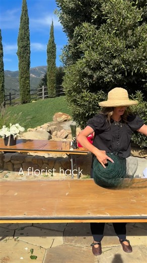 Santa Barbara Wedding Florist • Mackenzie Nancarrow Designs on Instagram: "A florist hack: chicken-wire dry-foam burritos are perfect for chuppahs easy to put on, easy to take down, and super secure Build your burrito with chicken wire and dry foam, then attach directly to the structure. Start by layering in your greens to create shape and movement, then go in with your water-tube flowers to add fullness and focal moments. This method keeps things lightweight, flexible, and stress-free for insta