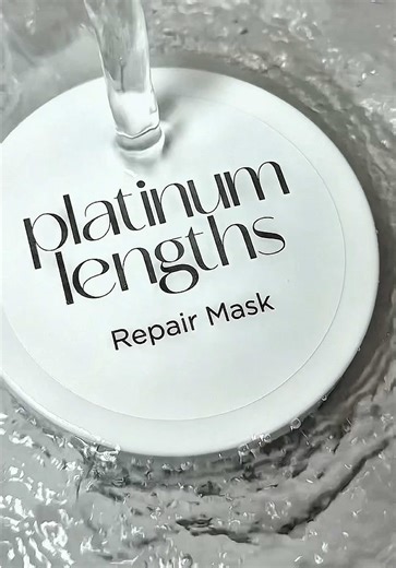 Our Platinum Lengths Repair Mask is a deeply smoothing, softening and strengthening treatment designed to restore life back into dry, damaged hair. This luxe, innovative formula delivers noticeable shine while smoothing the hair for flawless light reflection and a soft, cashmere like finish. #platinumlengths #hairjourney #haircareroutine