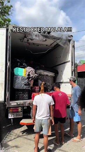 Efficient Moving Service: How to Stack and Load Items