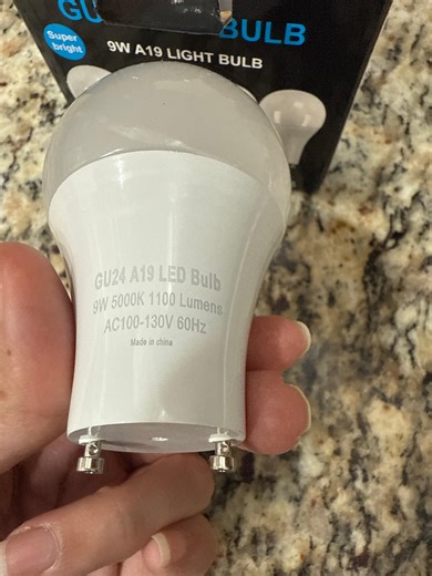 Watch GU24 LED light bulb on Amazon Live