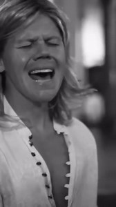 ‘Deserve’ is out now.. When you become addicted to drugs and alcohol, the hardest part is feeling like the light has been drained out of you. Even when you’re sober, you rarely feel anything positive. Sometimes you feel nothing at all and you end up just waiting for the moment you’re not sober again. When I wrote this song, I was deep in that struggle. It’s about trying to forgive myself, rediscover self-love, and begging/praying for the light to be returned to me. | Conrad Sewell