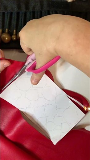 Turn Fabric Into Stunning Flowers in Minutes