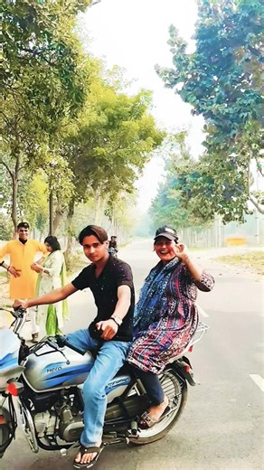 Thane mein #dancerlife #danceperformance #danceartistry #comedy