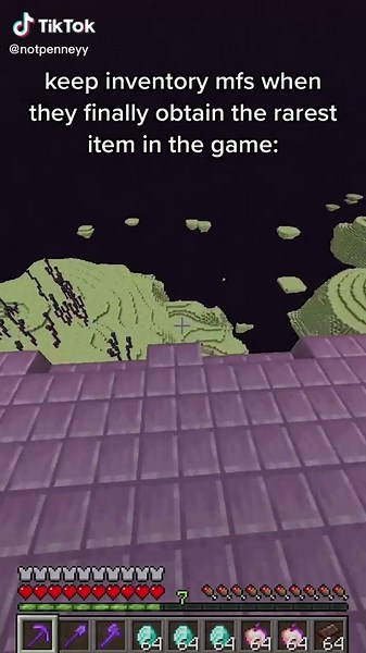 no way ppl actually use keep inventory 💀 #minecraft #mcyt #minecraftmemes