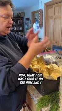 Turning Simple Thrifted Finds Into a Cozy Primitive Christmas Centerpiece