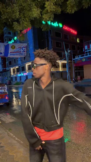 😝,@P R I N C E 🔥 @Muscab12 @Madridista🤍🇸🇴 @Ahmed #somalitiktok #foryou #dance