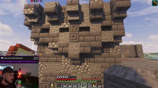 Day 4835 - CREEPER TOWER - Hardcore Minecraft