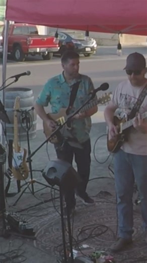 "Jack Straw" (Grateful Dead) with The Help. June 2025.