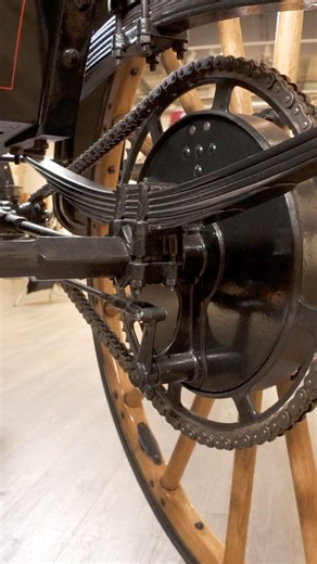 Why chain drive made sense in 1909