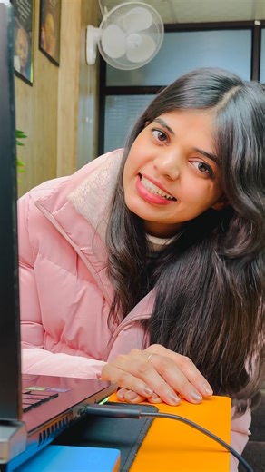 3ds Max Expert on Instagram: "😎Lens effect in 3ds Max ✨ Want to learn 3ds Max the right way? Your journey starts here. Introducing my 3ds Max LIVE Course—designed to take you from complete beginner to professional visualization artist with a clear, structured learning path. Here’s exactly what we cover inside the course: • Basics of 3ds Max • Advanced Modeling Techniques • Editable Spline & Editable Poly • Modifiers (practical usage) • Object Modeling • Interior & Exterior Modeling • V-Ray Basi