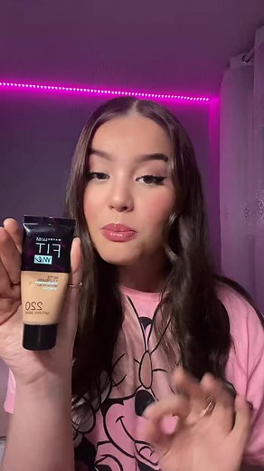 Makeup Kit Essentials: Create Your Perfect Trousse