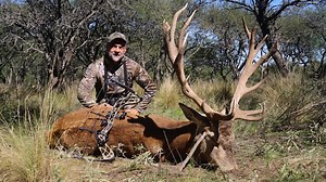 Incredible bow hunting in La Pampa, Red Stags at the end of the roar seasson 2021! #bowhunting #redstag | JJ Caceria