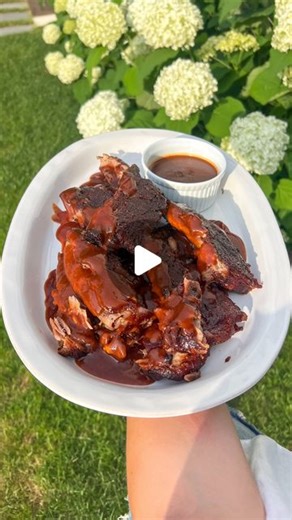 Meredith Hayden on Instagram: "easy (hungover) oven baked ribs #girlswhogrill #ribs"