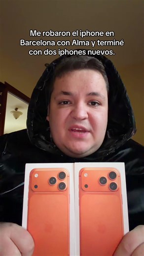 tened mucho cuidado, españa está muy mal últimamente y nunca sabéis si os va a pasar a vosotros, ir siempre con un ojo atrás y otro alante.