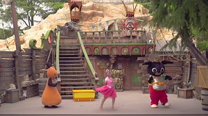 8.1K views · 145 reactions | "Gioca con Bing!" è il nuovo mini-show con gli amatissimi Bing e Flop! Anche i tuoi bimbi sono loro fan? Raccontacelo nei commenti! . . . #Leolandia #LeoEmozioni #DivertimentoinFamiglia #Divertimento #TornareBambini #TempoinFamiglia #HappyTime #ParcoDivertimenti #AmusementPark #CartoniAnimati #Cartoons | Leolandia | Facebook