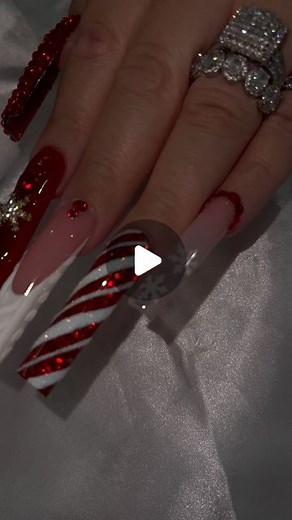 𝓝𝓪𝓲𝓵𝓼 𝓫𝔂 𝓶𝓪𝓰𝓾𝔂 on Instagram: "Crismas Nails . Cristals @bluestreakcrystals Code MAG5 . Cover p2” @tammytaylornails . #nails #aznailtech #aznavour #aznovarafamily #phoenix #crisma #crismasnails #winter #rednails #swarovski #serenity"