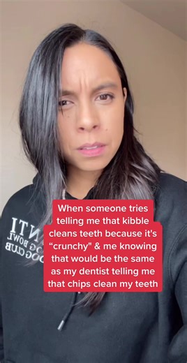 Dental disease is one of the most COMMON issues in dogs, and guess what FEEDS plaque/tarter? …Simple starcy carbs (often found in low quality kibble) 😔 But you dont have to worry about falling for myths like these, because you follow me! ❤️🐶 #dogmyths #dogdentalcare #doghealthtips #healthydogs #dogmomstruggles