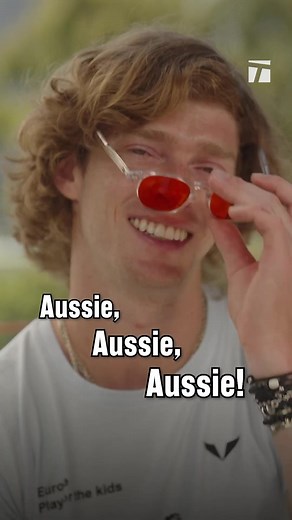 Aussie Oi Oi Oi Chant at Australian Open