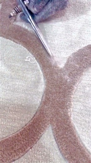 Carpet cleaning with special scissors #shorts