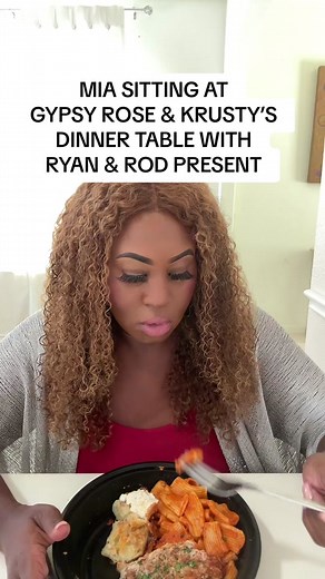 MIA Sitting at Gypsy Rose & Krusty's Dinner Table with Ryan & Rod