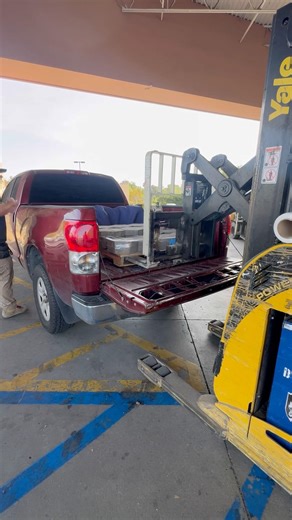 delivering local Lowe’s LTL Freight #shortsvideo #shorts #shortsyoutube #work #fyp #haul