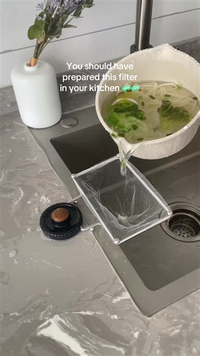 Essential Kitchen Hacks for a Cleaner Home