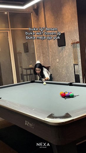 Seru Bermain Billiard di NEXA bersama Teman