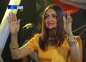 Sammi Meri War Main Wari - Shazia Khushk | SindhTVHD سمي ميري وار مين واري گلوڪارا: شازيه خشڪ #SindhiSong #SindhiOld #Shazia #Khushk #balochculture #Baloch #Balochistan #Balochi #Sindh #Sindhi #SindhTVHD | Sindh TV HD