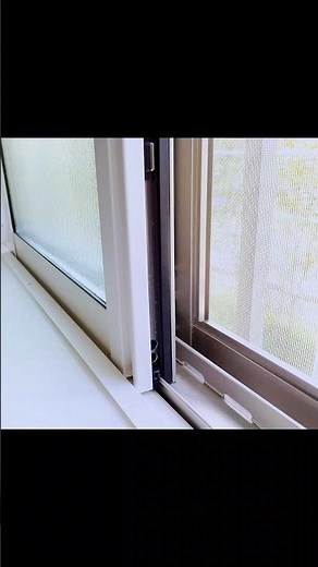 The Secret to Screen Door Placement: Bugs Getting In Because It’s Wrong!? / Keep Pests Out with t...